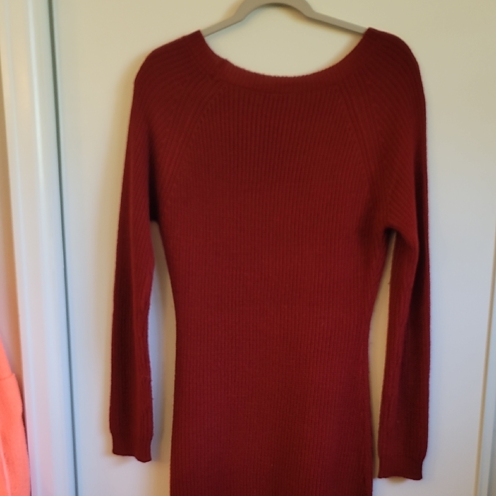 Red Ribbed Bodycon Dress with Raglan Sleeves - Picture 4 of 4